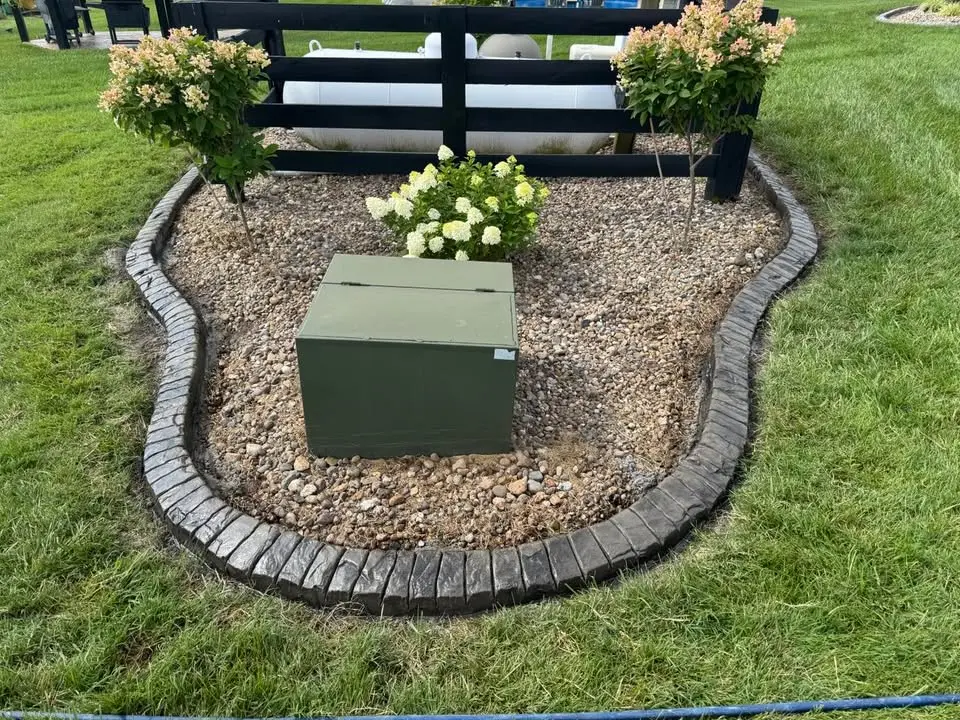 Decorative concrete curbing — fresh pour by The Muscle