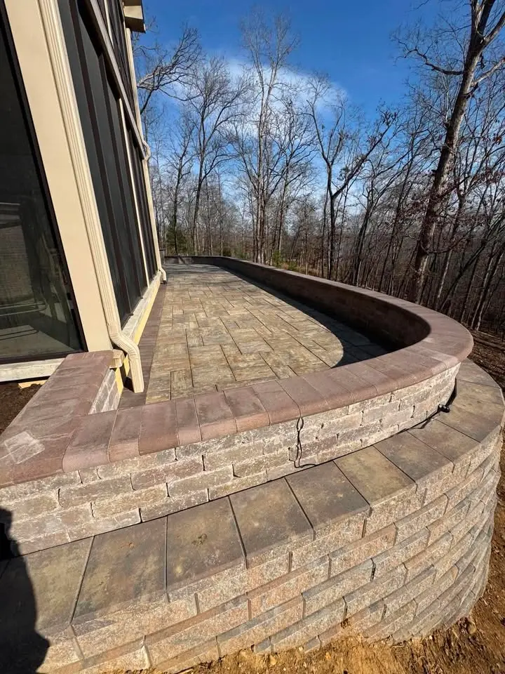 Hardscape patio and walkway